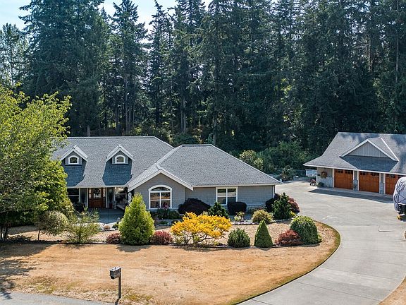 2nd image of 11059 Carmichael Lane