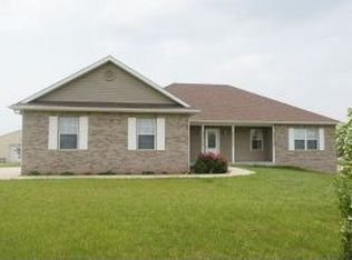1560 E Highway 124, Hallsville, MO 65255