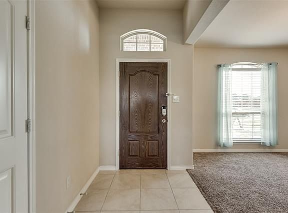 4th image of 1428 Phelps Lake Dr