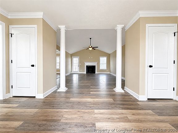 2nd image of 1853 Ellie Ave
