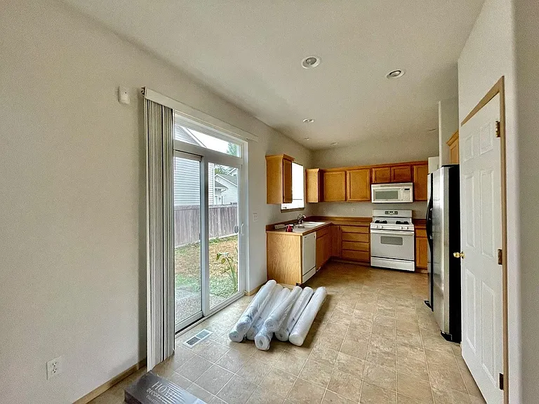 14620 4th Pl W — Photo 3