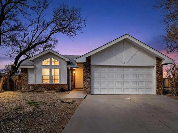 3rd image of 9 Apache Plume Rd