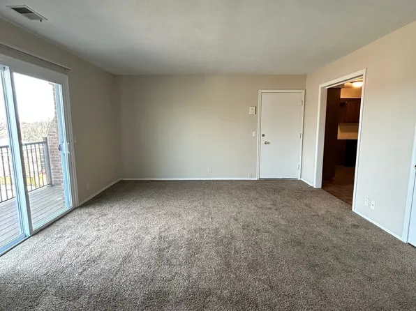 Century House Apts. (915 N. 48th Ave.), 915 N 48th Ave APT 23, Omaha, NE 68132