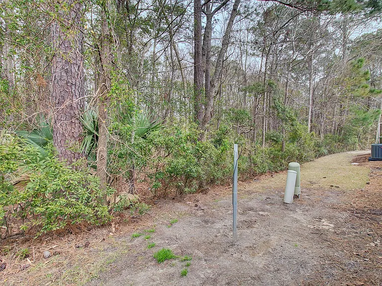 1443 Wellbrooke Ln — Photo 31