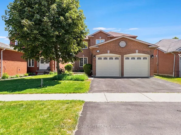 117 Apple Blossom Blvd, Clarington, ON L1C 4T8