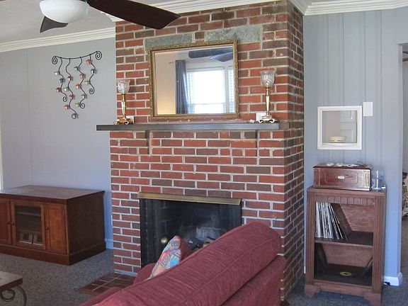3rd image of 516 Seminole Dr