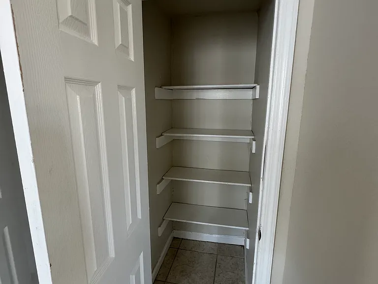 184 Norwood St #2L — Photo 5