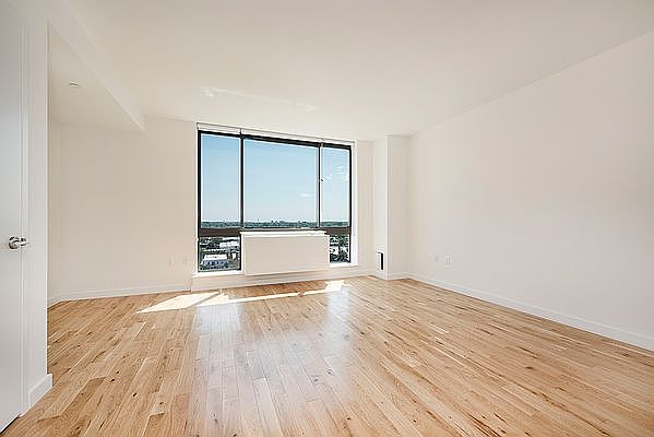1st image of 14736 94th Ave APT 13D