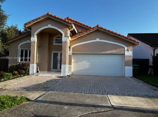 8995 NW 148th St, Miami Lakes, FL 33018