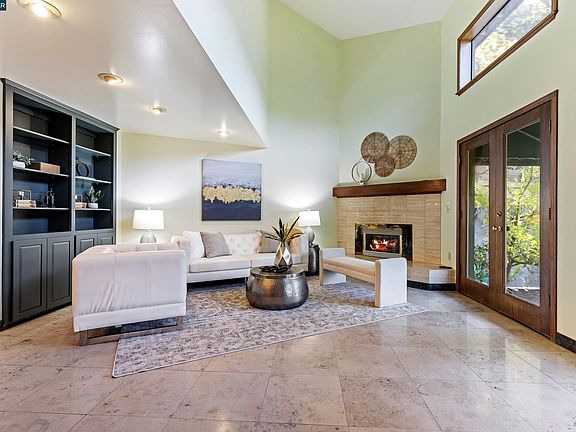 3rd image of 39 Mira Loma Rd