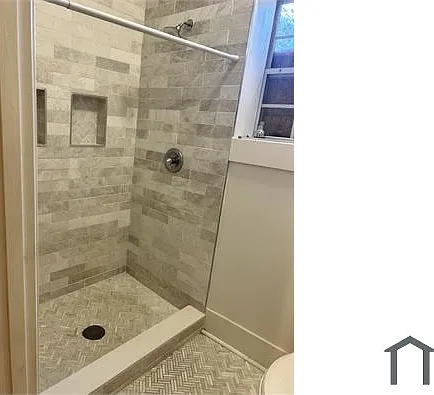 1153 Oak St SW — Photo 17