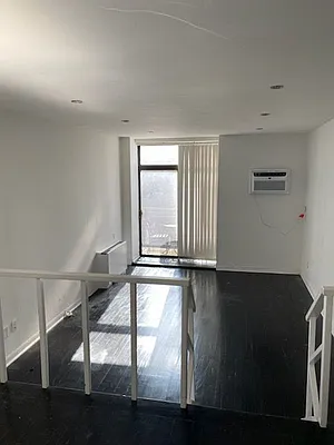 Rented by Mallory Management Corp | media 19