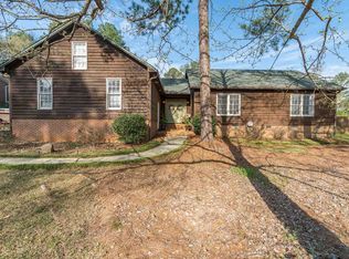 1800 Shadowood Dr, Columbia, SC 29212