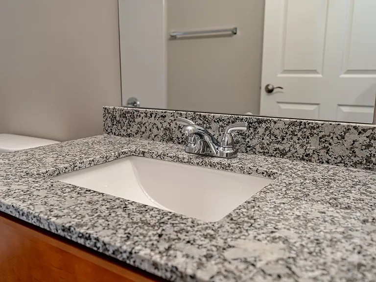 Saddlebred Park Apartments — Photo 17