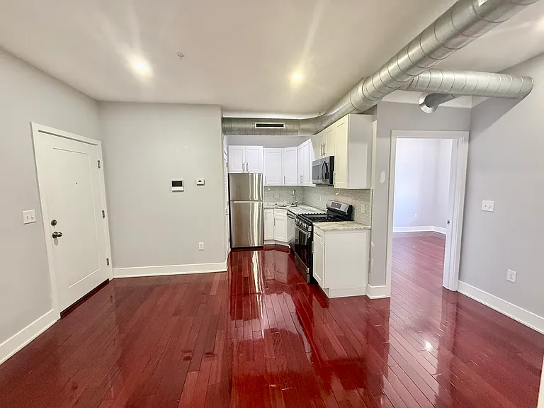 302 Richmond St #A5 — Photo 5