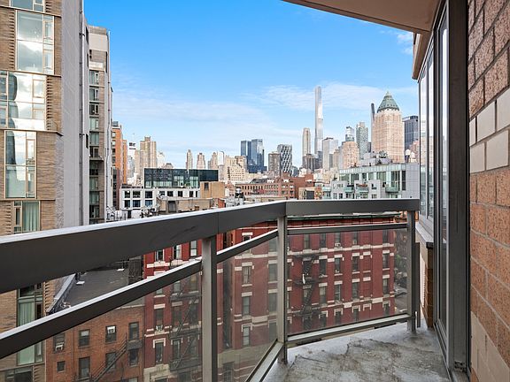 3rd image of 500 W 43rd St APT 8J