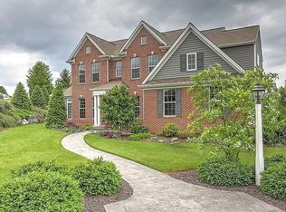 2757 Meadow Cross Way, York, PA 17402