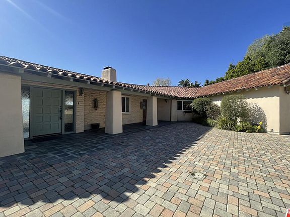 2nd image of 10723 Stradella Ct