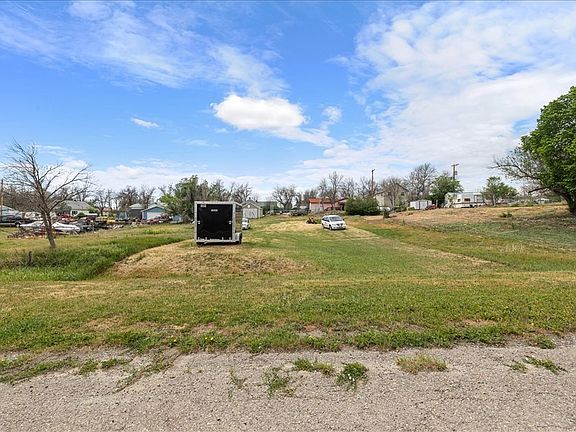 2nd image of 3 5th St W