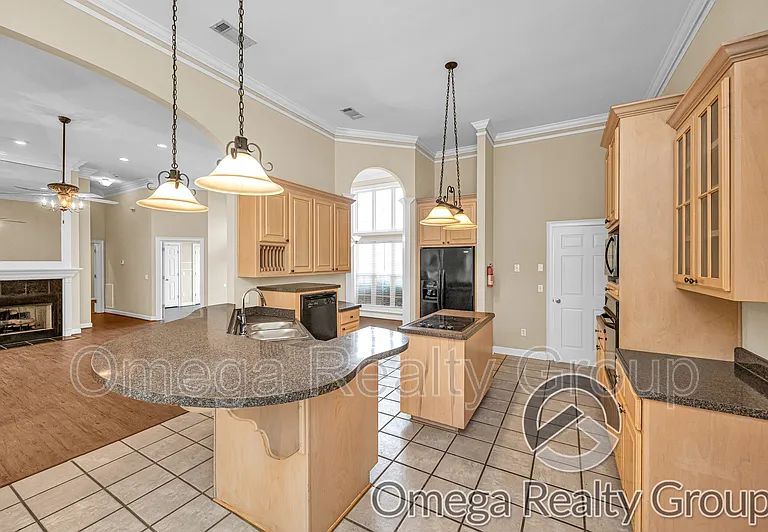 11301 Athena Dr — Photo 12