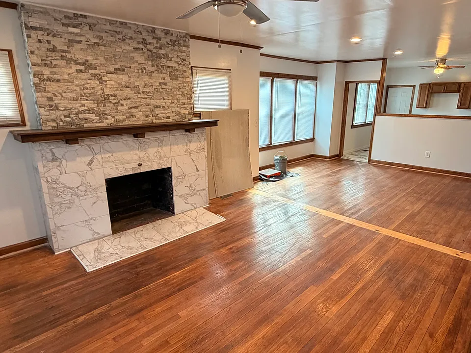 91 W Dakota Ave #1