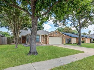 4718 Brooklawn Dr, Houston, TX 77066