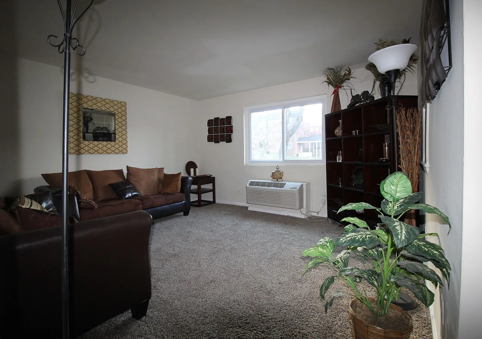 1300 Wildwood Parkway — Photo 2