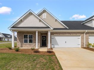 301 Beeson Ct, Clemmons, NC 27012