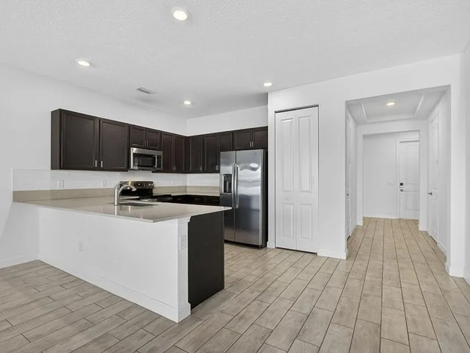 4408 Hemlock Dr