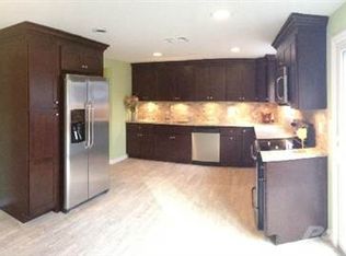 66 Meyer Ln, Medford, NY 11763
