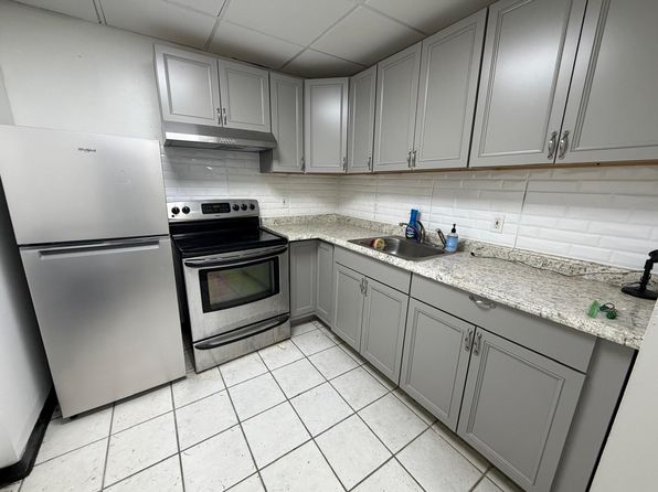 (undisclosed Address)