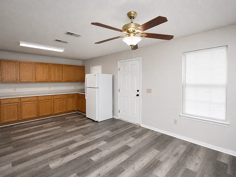5579 Okaloosa St — Photo 4