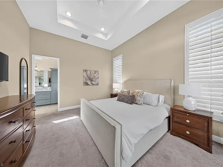 7890 Allende Ln — Photo 24
