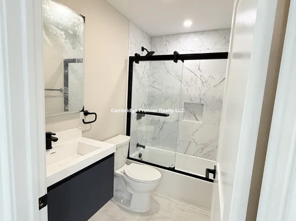 233 Highland Ave #2, Somerville, MA 02143