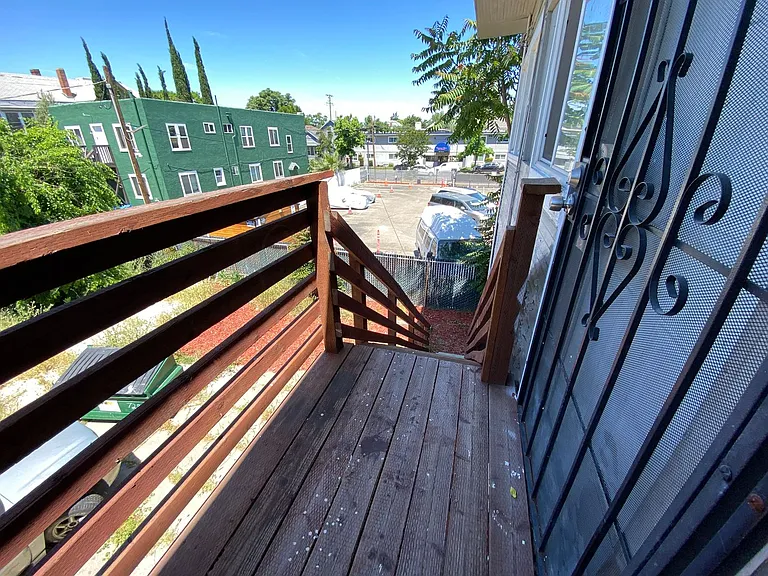 One Bedroom Apartment in Downtown Stockton — Photo 20