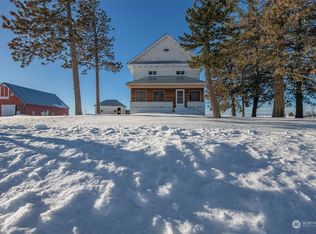365 Road O NW, Waterville, WA 98858