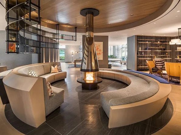 225 East 39th Street image 8 of 25