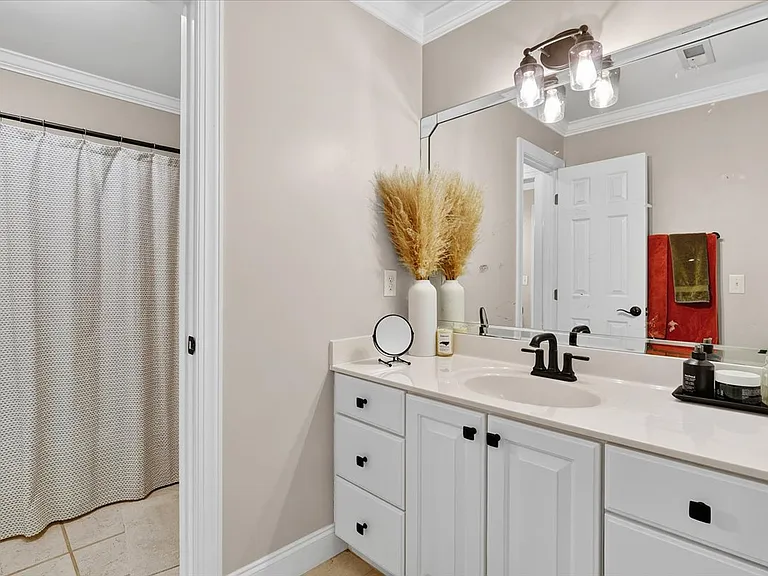 501 Competition Rd — Photo 37