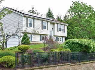 52 Timber Ridge Rd, Middletown, CT 06457