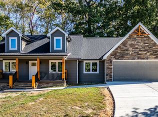 1827 Rivergate Ter, Soddy Daisy, TN 37379