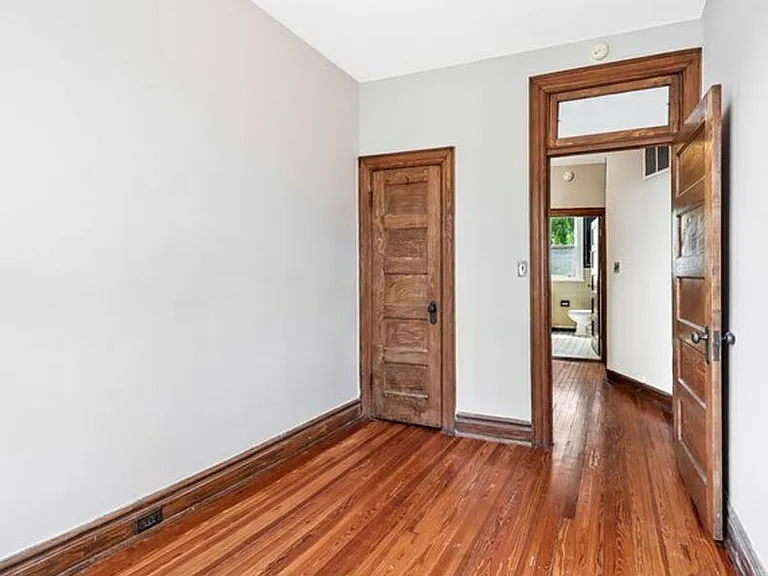 1358 Parkwood Pl NW — Photo 16