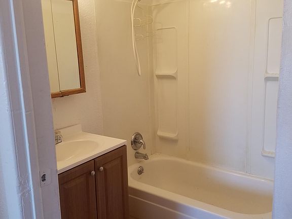 2nd image of 105 2nd Ave