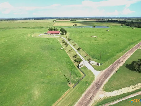 769 County Road 145, Buckholts, TX 76518