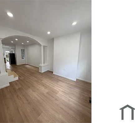 2430 Manton St — Photo 9