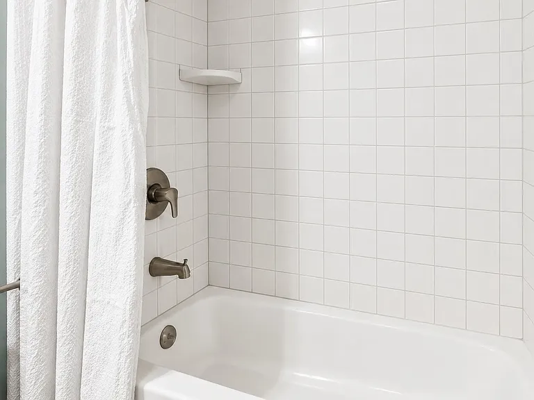 1804 Gould St #8 — Photo 8
