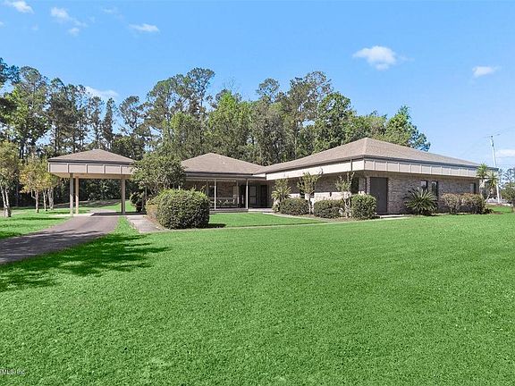 3rd image of 564 Tara Farms Dr