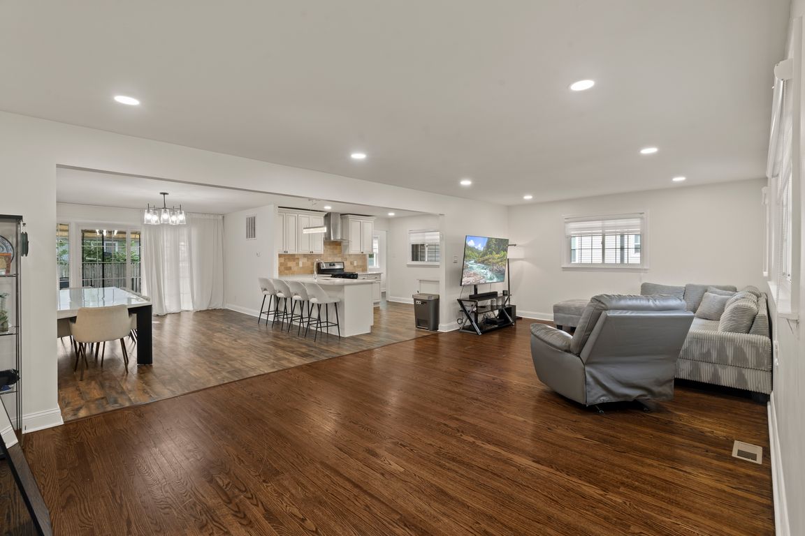 next background image