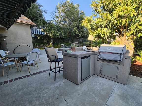 3rd image of 7899 Amethyst St