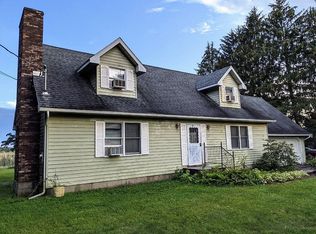 65 Hemlock St, Valatie, NY 12184