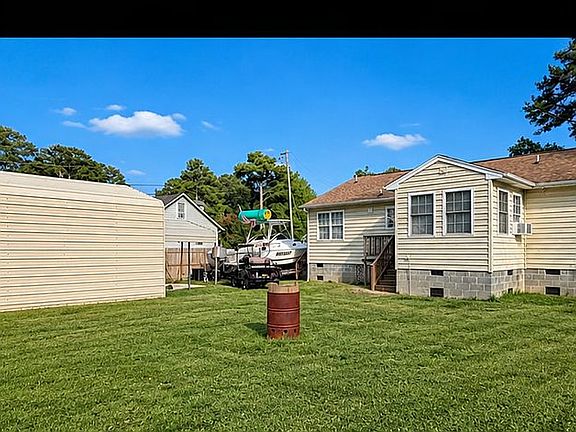 2nd image of 92 Lodge Rd